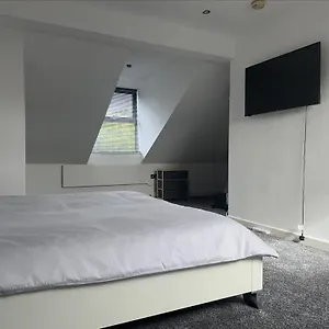 Homestay With Free Wi-fi, Parking And More Homestay